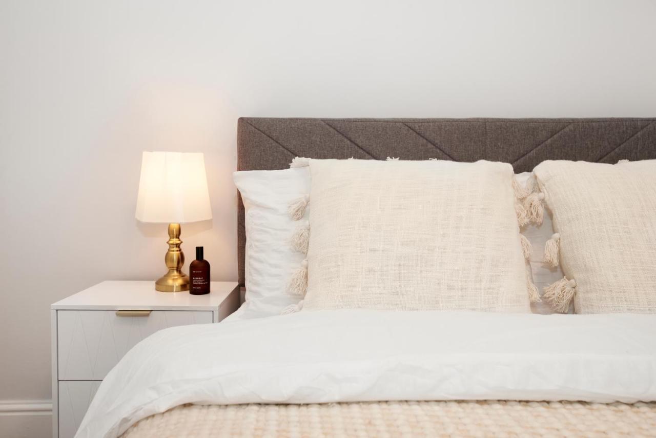 Excellent, Three Bedroom North London Apartment With Free Parking Kültér fotó